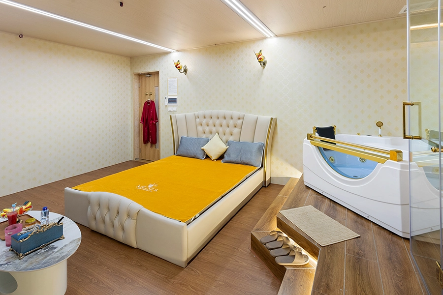 Where to Unwind Near Hoan Kiem Lake: Best Gentlemen’s Wellness Centers